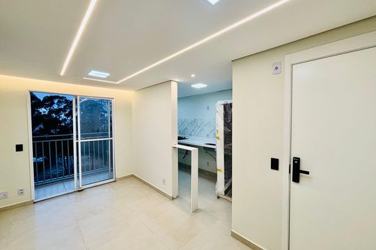 Apartamento para alugar com 2 quartos, 42m² em Colônia (zona Leste), São Paulo