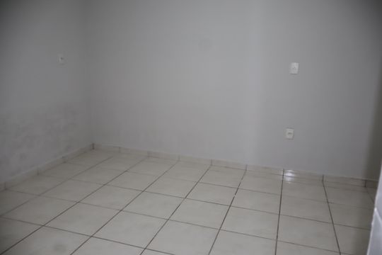 Quarto 2 de casa para alugar com 2 quartos, 110m² em Vila Lucia, São Paulo