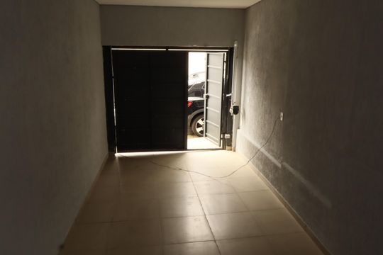 Garagem de casa para alugar com 2 quartos, 110m² em Vila Lucia, São Paulo