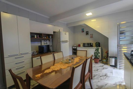 Cozinha de casa à venda com 4 quartos, 215m² em Cidade Continental, São Paulo