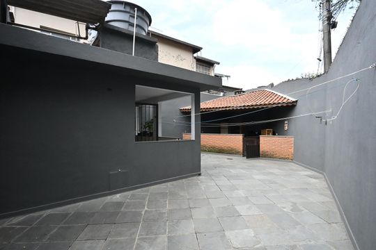 Quintal de casa à venda com 3 quartos, 300m² em Vila Prel, São Paulo