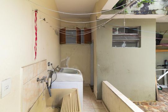 Área de Serviço de casa à venda com 2 quartos, 215m² em Vila Alpina, São Paulo