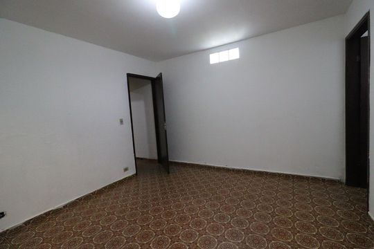 Sala de casa para alugar com 2 quartos, 160m² em Jardim Regis, São Paulo