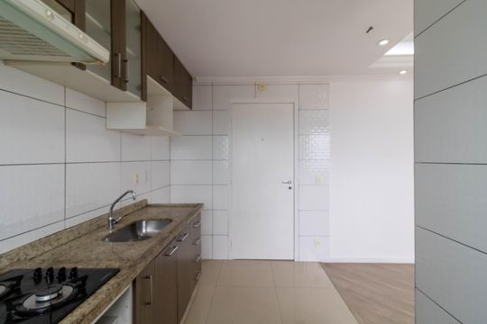 Cozinha de apartamento à venda com 2 quartos, 48m² em Jardim Testae, Guarulhos