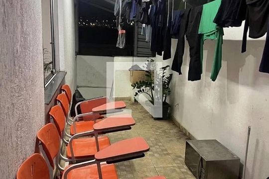 Área de Serviço de casa para alugar com 3 quartos, 360m² em Novo das Indústrias, Belo Horizonte