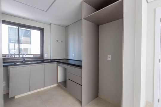 Cozinha de apartamento à venda com 3 quartos, 76m² em Barro Preto, Belo Horizonte