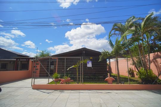 Fachada de casa para alugar com 3 quartos, 120m² em Santos Dumont, São Leopoldo