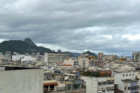 Apartamento para alugar com 4 quartos, 120m² em Copacabana, Rio de Janeiro