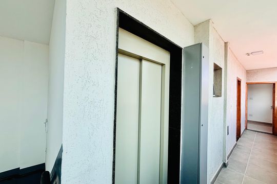 Corredor de apartamento à venda com 2 quartos, 39m² em Penha de França, São Paulo