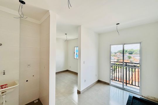 Sala/Cozinha de apartamento à venda com 1 quarto, 21m² em Penha de França, São Paulo