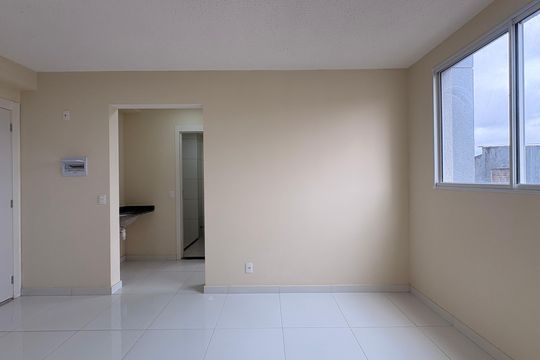 Sala de apartamento para alugar com 2 quartos, 35m² em Santa Maria, Santo André