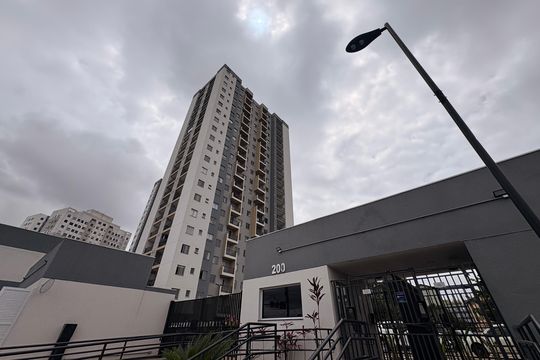 Fachada de apartamento para alugar com 2 quartos, 35m² em Santa Maria, Santo André