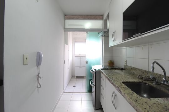 Cozinha e Área de Serviço de apartamento à venda com 2 quartos, 74m² em Indianópolis, São Paulo