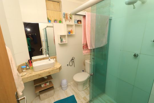 Casa para alugar com 5 quartos, 110m² em Praia do Flamengo, Salvador