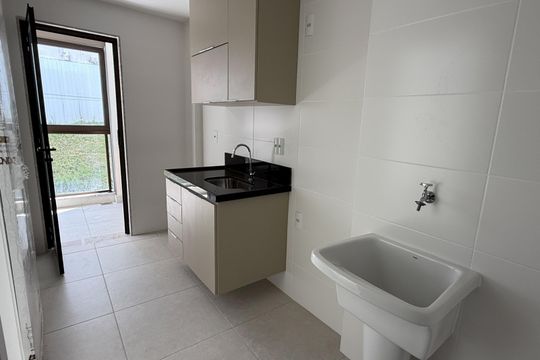 Cozinha de apartamento para alugar com 2 quartos, 67m² em Cascatinha, Juiz de Fora
