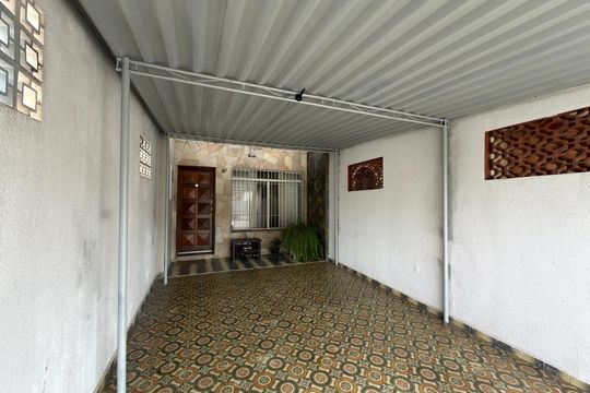 Garagem de casa à venda com 2 quartos, 113m² em Vila America, São Bernardo do Campo
