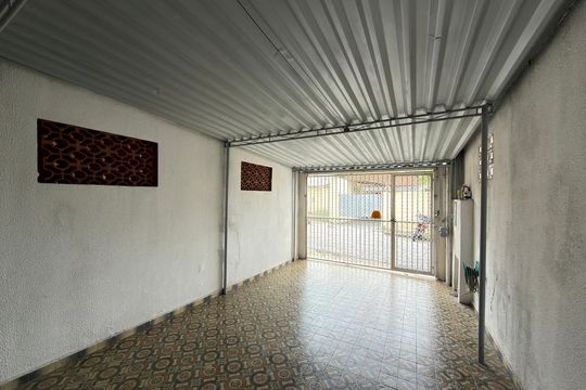Garagem de casa à venda com 2 quartos, 113m² em Vila America, São Bernardo do Campo