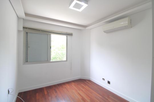 Quarto 1 de apartamento à venda com 3 quartos, 108m² em Jardim Marajoara, São Paulo
