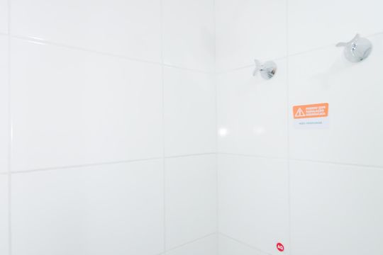 Banheiro de apartamento para alugar com 2 quartos, 39m² em Vila Nova Bonsucesso, Guarulhos