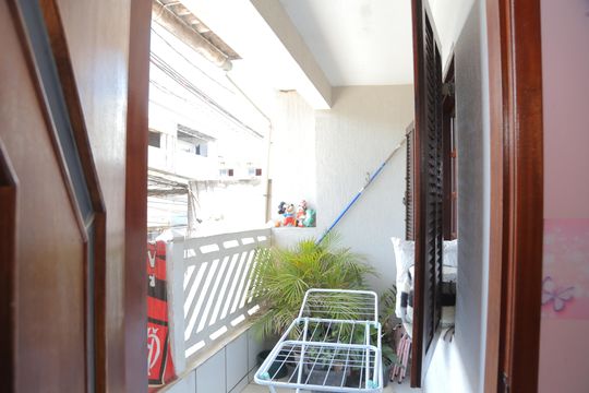 Sacada de casa à venda com 3 quartos, 84m² em Vila Nova Uniao, São Paulo