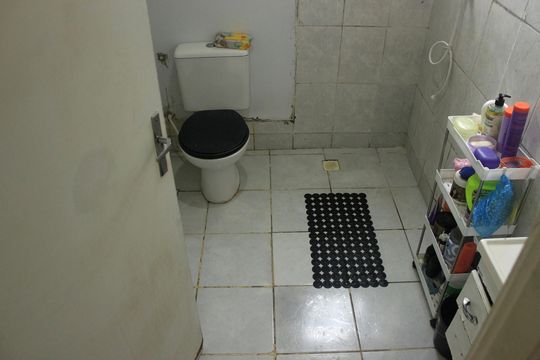 Banheiro  de apartamento à venda com 2 quartos, 48m² em Vila Sao Gabriel, Guarulhos