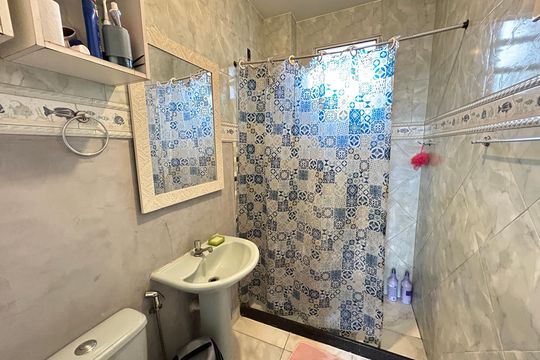 Banheiro de apartamento para alugar com 2 quartos, 65m² em Madureira, Rio de Janeiro