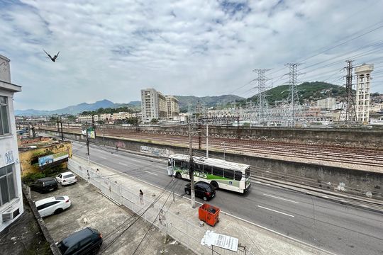 Vista do Quarto 2 de apartamento para alugar com 2 quartos, 65m² em Madureira, Rio de Janeiro