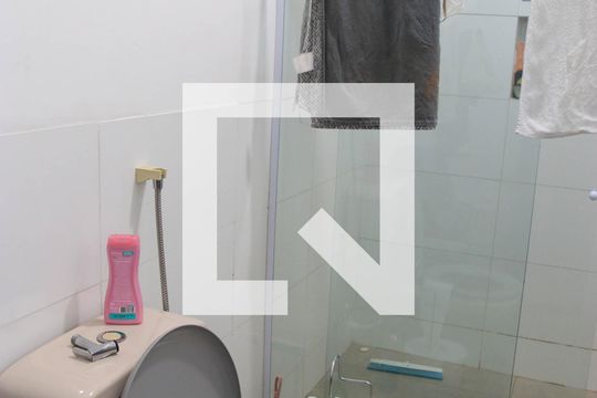 Casa à venda com 3 quartos, 200m² em Jardim das Aroeiras, Goiânia