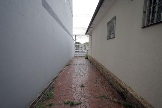 Garagem de casa para alugar com 2 quartos, 156m² em Vila América, Santo André