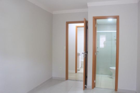 Suíte de apartamento à venda com 2 quartos, 68m² em Nova Gerti, São Caetano do Sul