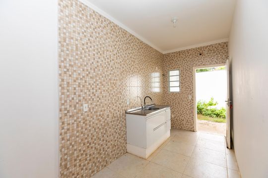 COZINHA de casa de condomínio à venda com 1 quarto, 100m² em Village Campinas, Campinas