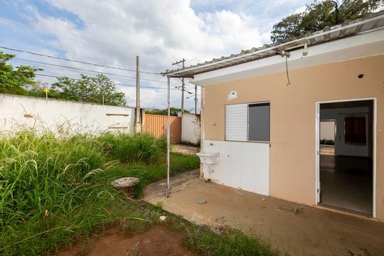 QUINTAL + ÁREA DE SERVIÇO de casa de condomínio à venda com 1 quarto, 100m² em Village Campinas, Campinas