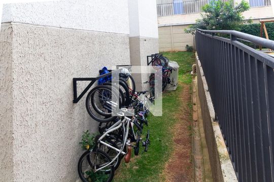 Apartamento para alugar com 2 quartos, 38m² em Fazenda da Juta, São Paulo