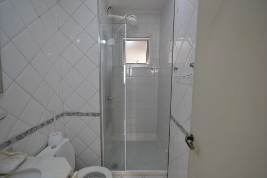 Banheiro de apartamento à venda com 2 quartos, 62m² em Jardim Esmeralda, São Paulo