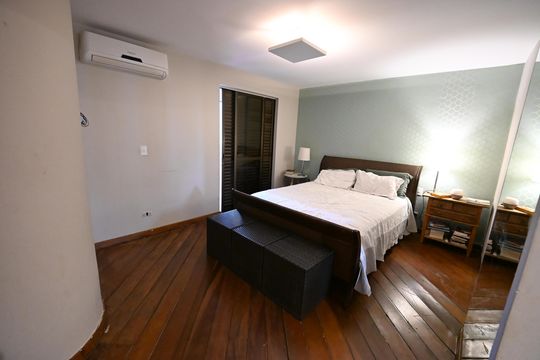 Apartamento para alugar com 5 quartos, 320m² em Setor Bueno, Goiânia