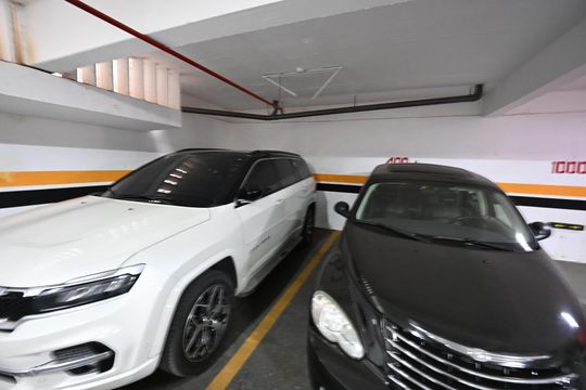 Apartamento para alugar com 5 quartos, 320m² em Setor Bueno, Goiânia