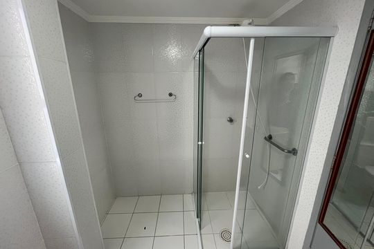 Banheiro de apartamento para alugar com 3 quartos, 62m² em Jardim Iris, São Paulo
