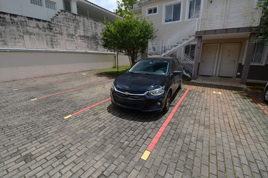 Garagem de casa de condomínio à venda com 2 quartos, 65m² em Parque Taquaral, Campinas