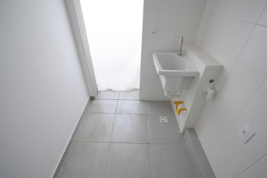Área de Serviço de apartamento para alugar com 2 quartos, 47m² em Vila Curuçá, Santo André