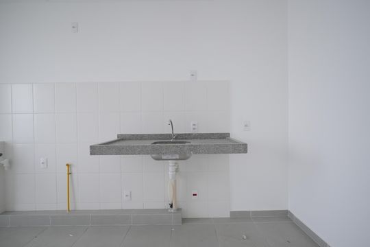 Cozinha de apartamento para alugar com 2 quartos, 47m² em Vila Curuçá, Santo André