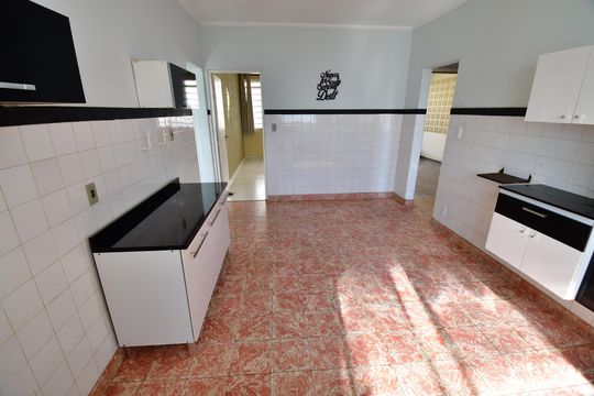 Cozinha de casa para alugar com 3 quartos, 150m² em Ponte Preta, Campinas