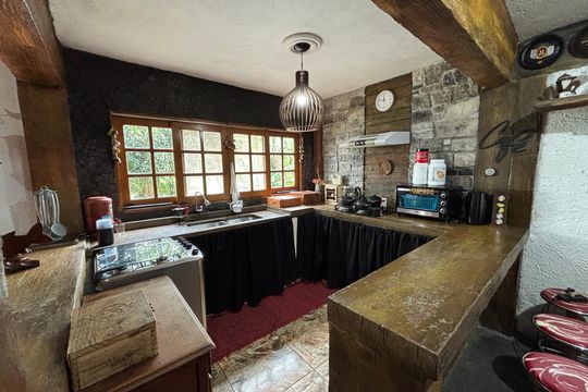 Cozinha de casa à venda com 3 quartos, 335m² em Suíssa, Ribeirão Pires