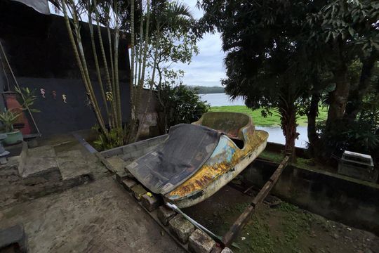 Quintal dos fundos  de casa à venda com 3 quartos, 335m² em Suíssa, Ribeirão Pires