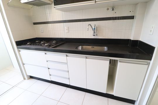 Cozinha de apartamento para alugar com 2 quartos, 76m² em Patrimônio, Uberlândia