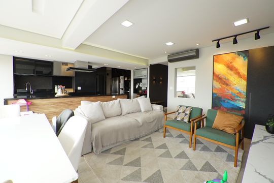 Sala de apartamento à venda com 3 quartos, 95m² em Vila Firmino Pinto, São Paulo