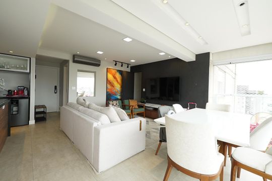 Apartamento à venda com 3 quartos, 95m² em Vila Firmino Pinto, São Paulo