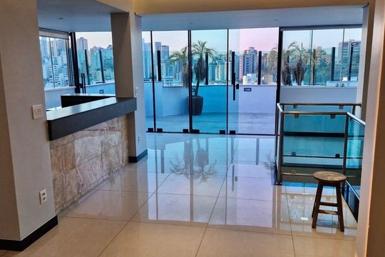 Área gourmet de apartamento para alugar com 3 quartos, 209m² em Buritis, Belo Horizonte