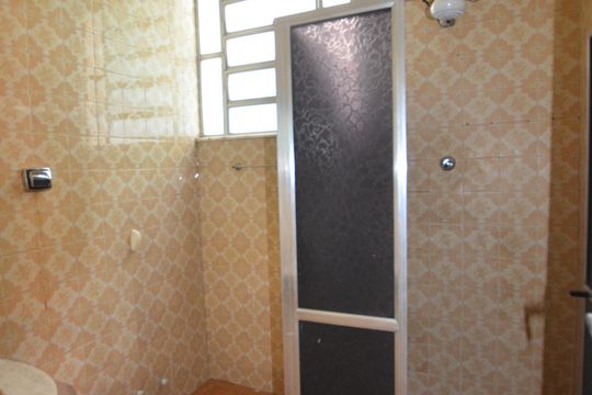 Banheiro de casa para alugar com 2 quartos, 100m² em Cascadura, Rio de Janeiro