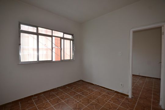  Sala de casa para alugar com 2 quartos, 100m² em Cascadura, Rio de Janeiro