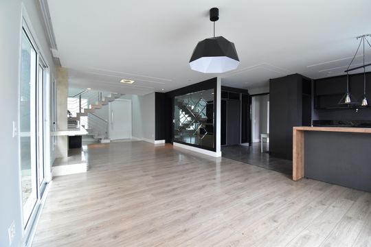 Casa de Condomínio à venda com 4 quartos, 411m² em Campo Comprido, Curitiba